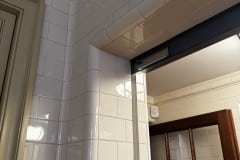 Internal and external curved corner tiles