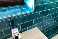 Square external corner detail in Amazonite