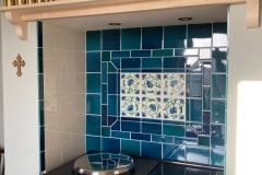 Debenham blue blend with tube lined central feature panel