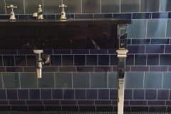 bathroom tiles using different tile sizes