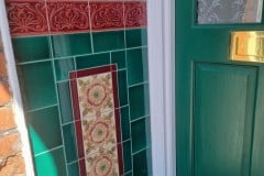 Porch with printed and tinted feature tiles
