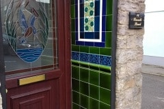 Olive Porch design with skirting, tulip border, dado under plain Olive 6"X6" tiles